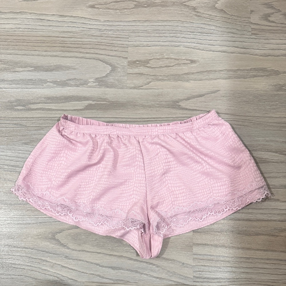 NWT Victoria's Secret Pink Lace Trim Shorts Woman’s S